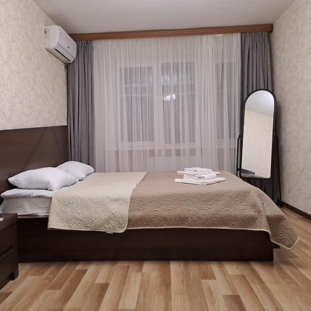 Comfort Area Near Metro Vazha-Pshavela Tbilisi Exteriör bild